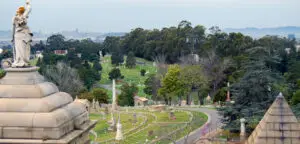photo of Mountain View Cemetery in Oakland, California
