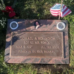 photo of a memorial grave marker at Holy Sepulchre Cemetery in Hayward, California